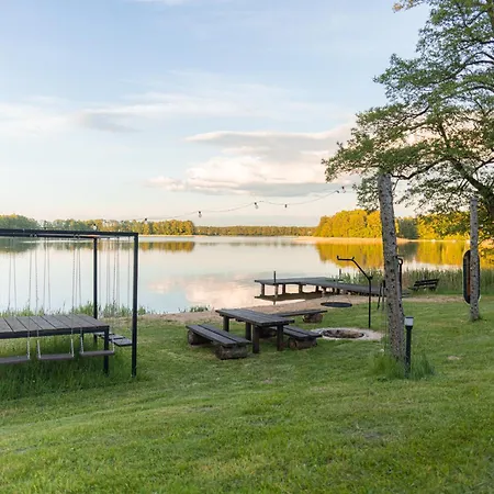 Nad Jeziorem Mazury * Miłomłyn