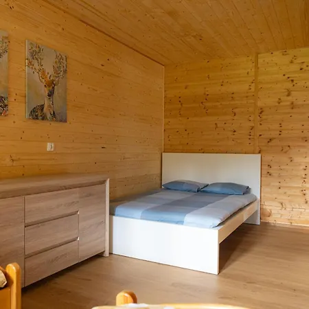 Nad Jeziorem Mazury *