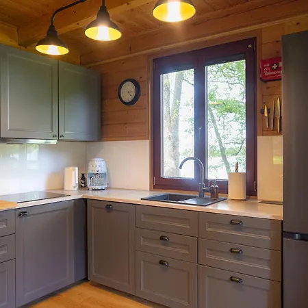 Nad Jeziorem Mazury * Miłomłyn