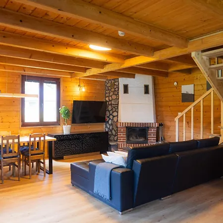 Nad Jeziorem Mazury *