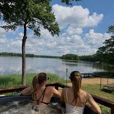Dom Nad Jeziorem Winiec Mazury Sauna Linia Brzegowa Morsowanie Wędkowanie *