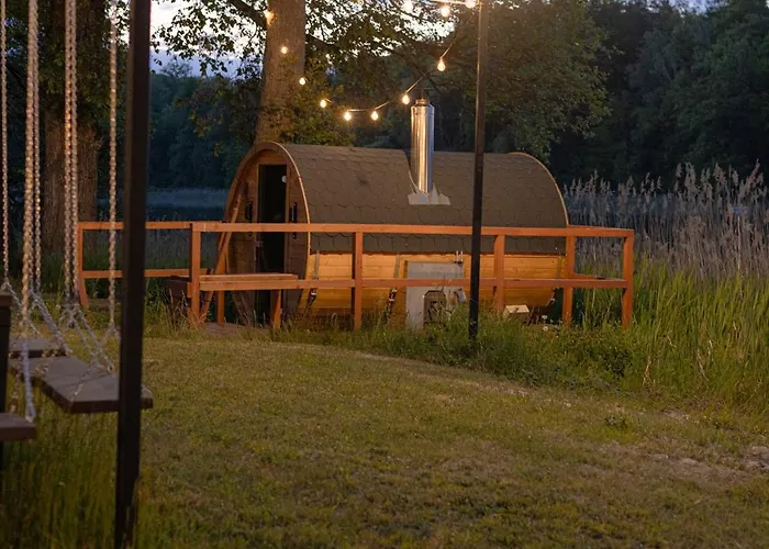 Dom Nad Jeziorem Winiec Mazury Sauna Linia Brzegowa Morsowanie Wędkowanie Miłomłyn